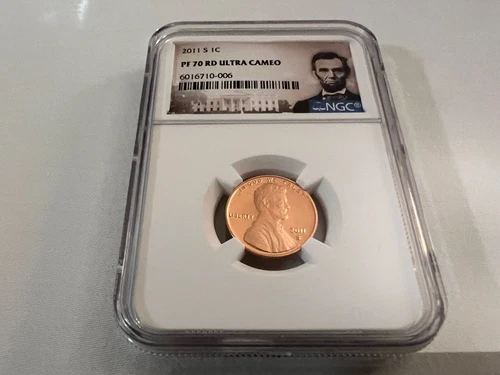 2011-S  LINCOLN CENT NGC PF70 RD ULTRA CAMEO PORTRAIT LABEL "TOP POP"