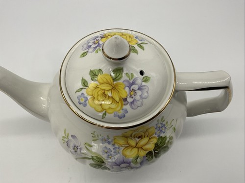 Sadler England Teapot Floral Design Ribbed - Picture 2 of 11