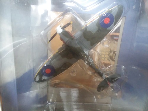 MATCHBOX 2002 WWII RAF SUPERMARINE MK II SPITFIRE 1:72 - Picture 7 of 8