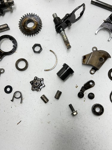 1983 83 Honda XL250R Xl 250 r OEM GOOD! Trans Transmission Shaft Fork Balancer - Picture 12 of 13