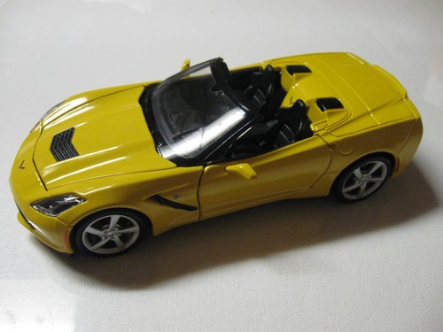 MAISTO 1:24 SCALE 2014 CHEVY CORVETTE STINGRAY DIECAST CAR MODEL W/O BOX - Picture 2 of 6