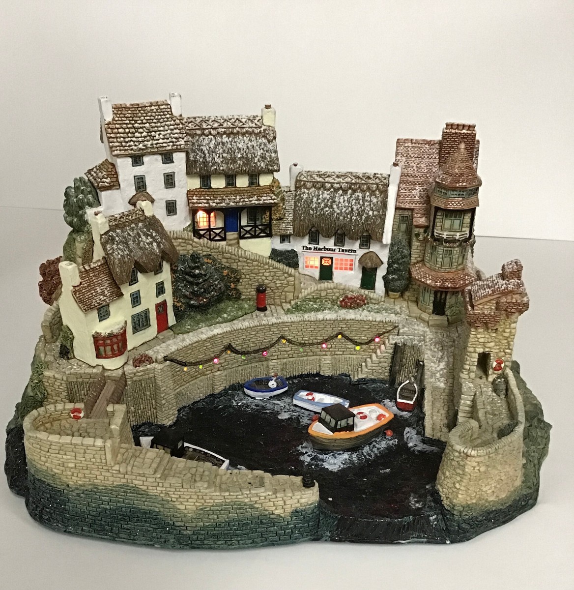 Lilliput Lane Yuletide Harbour L2886 Illuminated Cottage | eBay