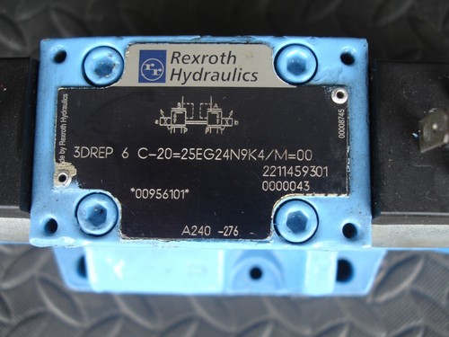 Rexroth 2 stage valve 3DREP 6 C-20=25EG24N9K4/M=00 - Picture 3 of 3