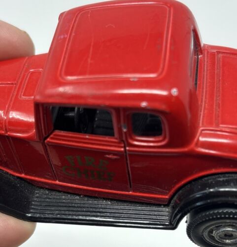 Vintage Diecast 32 Ford Coupe Red Car Fire Chief #8501 Made in Hong Kong - Picture 16 of 16