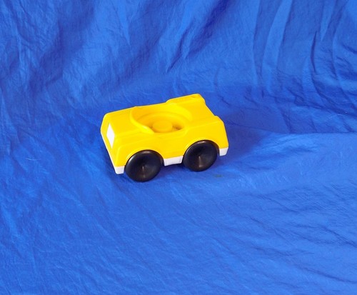 Fisher Price Little People Yellow Car w/ Girl Chunky 1990 - Picture 5 of 7