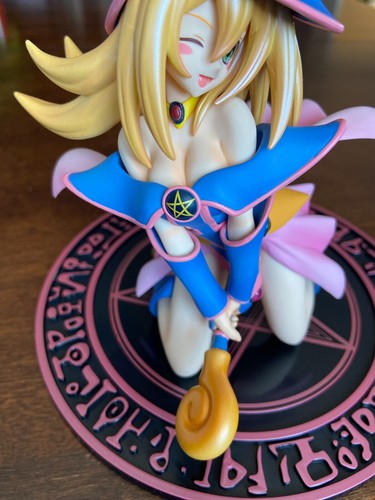 Figura de PVC Kotobukiya Yu-Gi-Oh MAGO OSCURO NIÑA Japón - Imagen 2 de 18