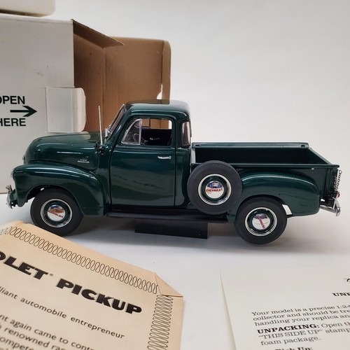 Danbury Mint 1953 Chevrolet Pickup Forest Green 1/24 Scale B19 w/Box Mint Truck! - Picture 2 of 11