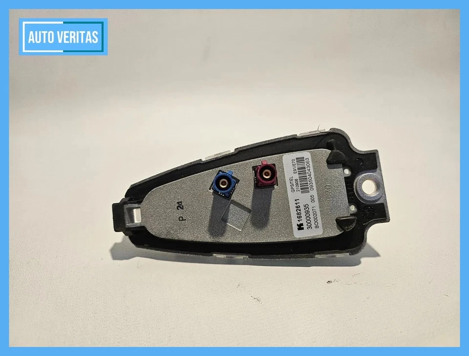 original BMW 3 Series E91 roof antenna GPS 6940418 - Image 3 of 4