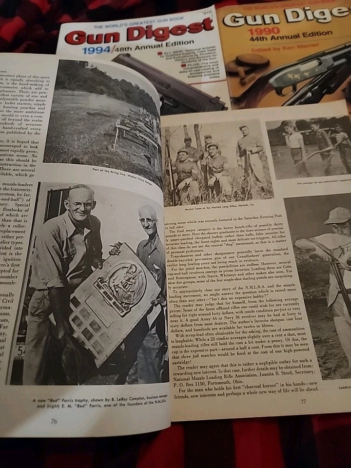 Vintage Lot of 3 The Gun Digest 1986, 1988, Gun Digest Hunting Annual 1986: B19 - Image 4 of 4