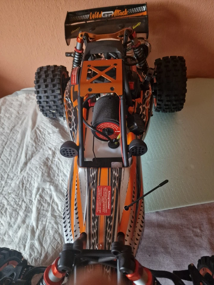 Carson 1:5 Wild GP Attack (2WD) 2,4GHz Benzin Buggy RC-Modellauto (500304032) - Bild 2 von 4