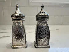Vintage Silver/bronze  Hammered Salt & Pepper Set Weidlich Bros.  #2617 ￼