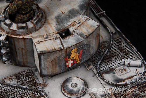Award Winner Built Tamiya 1/35 Eastern Front Snow Tiger s.Pz.Abt506+PE+Figure - Picture 14 of 23