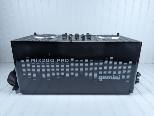 Gemini MIX2GO PRO Mezclador DJ Portátil con Altavoces Incorporados y Espectáculo de Luces LED - Imagen 3 de 8
