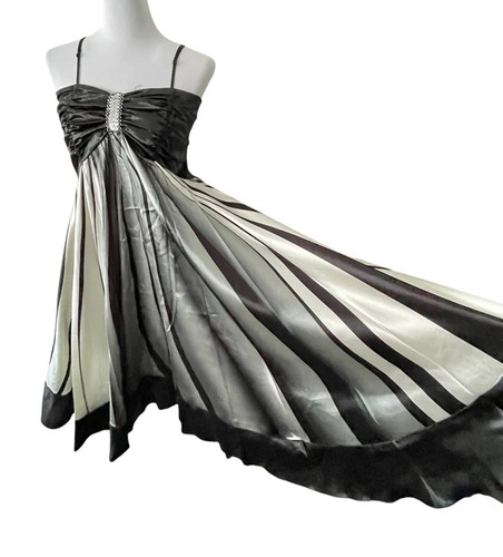 Women’s Size 14-16 Black/Grey/Cream Flared Satin Evening Formal Prom Dress - Picture 7 of 13
