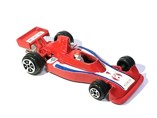 Vintage Yatming 1/64 Diecast Very Nice !!