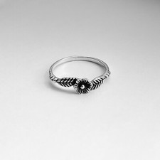 Sterling Silver Minimalist Flower Ring with Leaves, Silver Rings, Leaf Ring