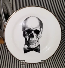 CIROA WICKED HUMAN SKULL w/BOW TIE 8" PLATE AUSTRALIA BONE CHINA DISH