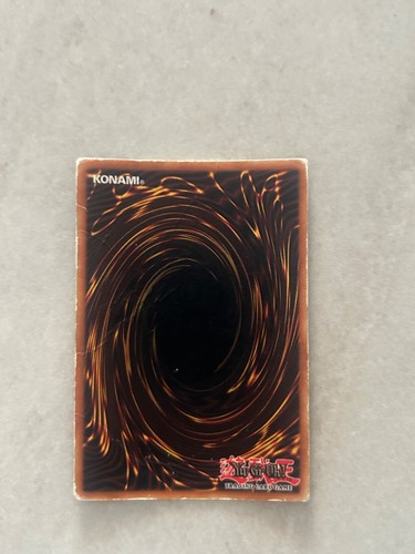 Yu-Gi-Oh! Drago Bianco Occhi Blu MIK-I001 ITA 1^ edizione Ultra Rara - Foto 2 di 2