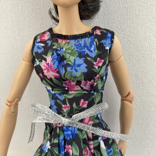 New Dolls Clothes For Barbie, floral dress - Picture 2 of 8