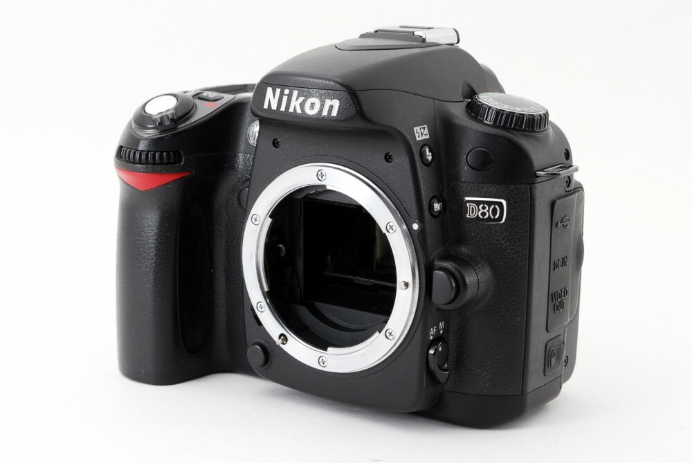 ニコン　D80 Amazon.com : Nikon D80 10.2MP Digital SLR Camera Kit with 18