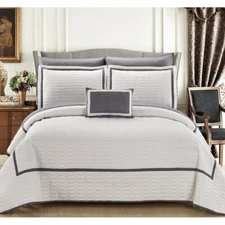 Chic Home Design Mesa Brandyn Quilt Set 66 X 90 Inches Twin White/Grey 1 Sham