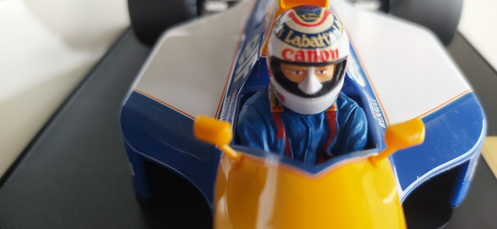 Foto 8 di 22