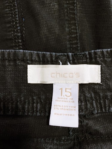 Chico's Womens Shorts Size 1.5 Black Mid-Rise Pockets Cuffed - Picture 5 of 6
