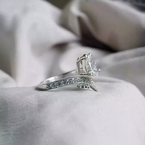 2.5Ct Pear Cut Lab Created Diamond Women's Engagement Ring 14K White Gold Plated - Picture 4 of 7