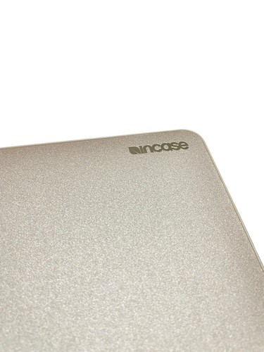 NUEVA CHAQUETA A PRESIÓN DORADA INCASE 13"" APPLE MACBOOK PRO THUNDERBOLT 3 ESTUCHE - Imagen 17 de 24