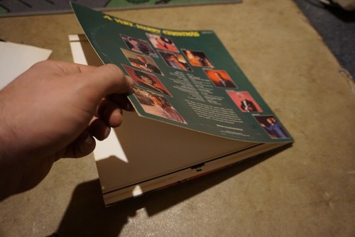 (18) Christmas Music Vinyl Records - Various Artists - Picture 8 of 11