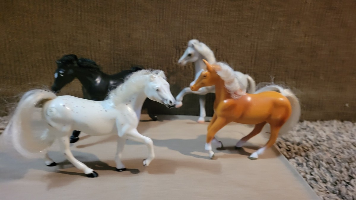 Vintage 90s Lot of 4 Horses Empire Horse Figures Grand