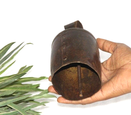 Antique Iron Rural Cow Animals Bell Original Old Hand Crafted - 16681 - Picture 8 of 8