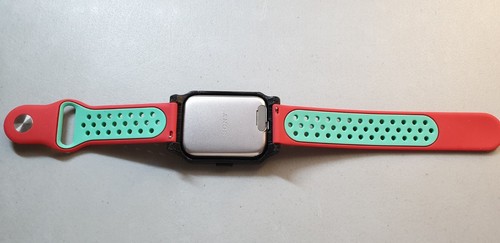 Sony SmartWatch 3 SWR50 Schwarzes Gehäuse & Rot + GRÜNE Punkte Silikonarmband - Bild 6 von 11