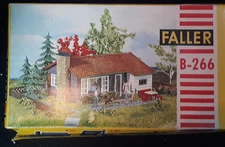 Vintage Faller HO Scale Building Kit B-266, small home, new in the box