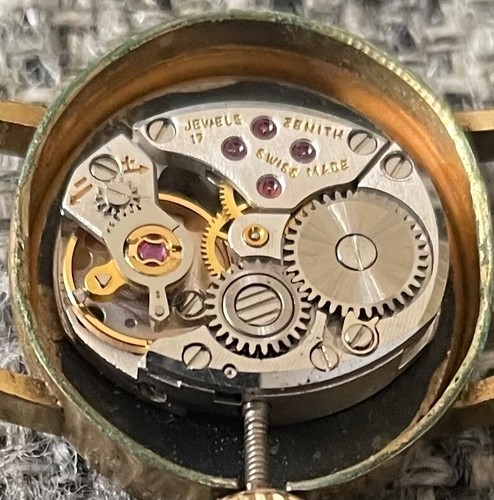 Vintage Zenith Ladies Manual Wind Watch - Picture 4 of 13