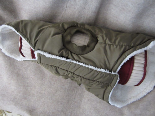 Insulated Dog Coat ~ Frisco Pet Apparel Love ~ Large ~ Lined Hood Fleece ~ NWT - Picture 4 of 8