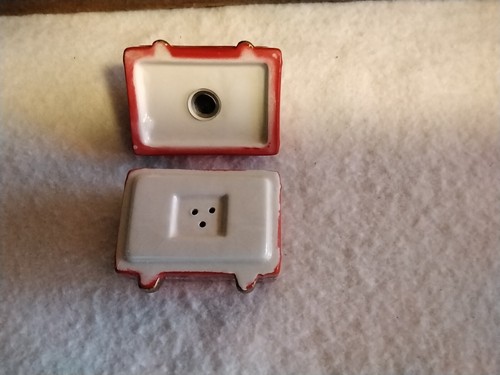 Coke Coca Cola Gibson Ceramic  Lunch Box Salt & Pepper Shakers Vintage - Picture 6 of 10