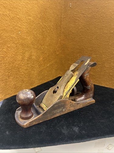 VINTAGE PLANE