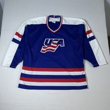 Vintage 80s USA HOCKEY JERSEY Large Maska CCM Wavy Flag 1984 Crest On The Chest