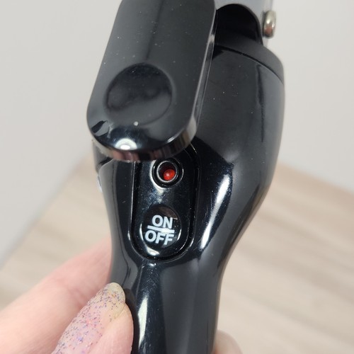 Revlon Perfect Heat 1 1/4" Ceramic Curling Iron With 30 Heat Settings - Picture 9 of 9