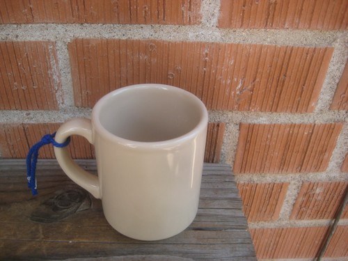 Vintage años 80 ** ¿Marfil??? / Taza de cerámica color blanco liso *** EE. UU. - Imagen 2 de 6