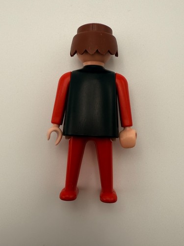 Vintage Playmobil Figure – 1974 Geobra – Red Outfit with Black Vest - Picture 2 of 3