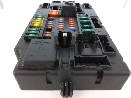 MINI R56 2011 ONE D H4 PL3 SPEG caja de conexiones JBE módulo de caja de fusibles 6135 3455439 - Imagen 8 de 9