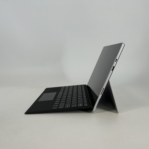 Microsoft Surface Pro 7 12.3 Silver 1.10GHz i5-1035G4 8GB 256GB SSD - Excellent - Picture 6 of 10