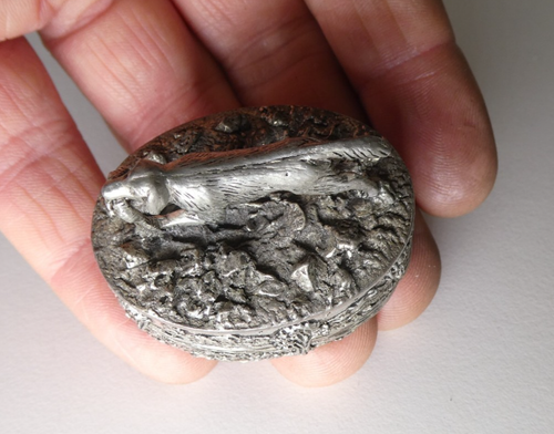 Small Vintage AE Willams Pheasent Retriever Dog Pewter Pill Box England 1990s - Picture 10 of 10