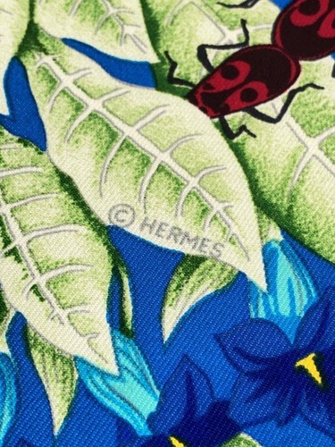 Hermes LA PRAIRIE Carre 90 100% Silk Scarf Blue W/Tags No Box Used. - Picture 3 of 4