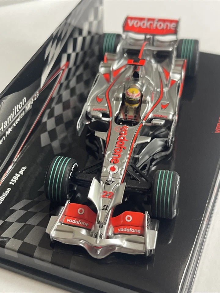 Hamilton Model McLaren MP4-23 F1 car Fuji 2008 Minichamps 533 084342 Lewis 1:43 - Image 4 of 4