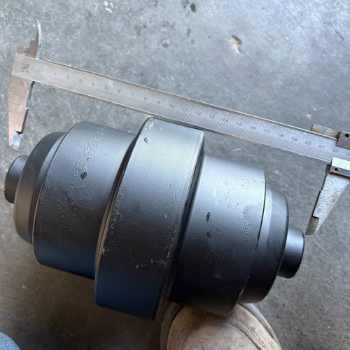 Bottom Track Roller fits Bobcat E45 E55 337 341 435 E50 341 G 435 E50 7013577 - Picture 4 of 8