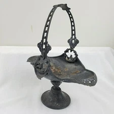 middletown plate company quadruple plated Birdie Basket  metal 1767