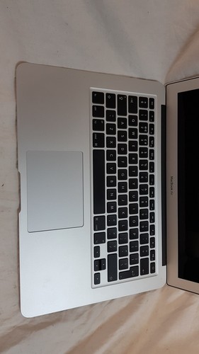 Apple MacBook Air Early 2015 13" Laptop Intel Core i5 4GB 128GB SSD Monterey - Zdjęcie 6 z 16